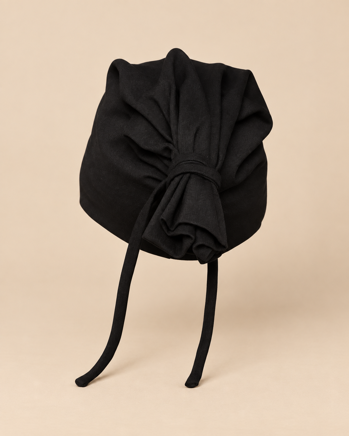 Varsity Issue Tie-Knot Beanie "Black"